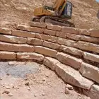 بنيان حجر طبيعي