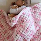 بطانية بيبي صناعه يدويه بخيوط القطيفة الناعمه للأطفال