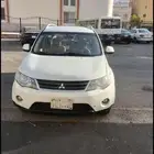 متسوبيشي اوتلاندر 2009