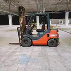 فوركلفت رافعه شوكيه للأيجار اليومي والشهري والمشاوير