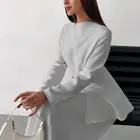 قطعتين انيقه وناعمه باللبس