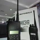 جهاز لاسلكي من موتورولا  طراز MT-777  هو جهاز إرسال واستقبال