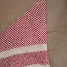 شماغ ديفون شتوي احمر قطن مقاس 54لبس مره فقط الشراء 200البيع