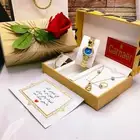 طقم هديه ساعه نسائي بتصميم كارتير