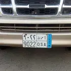 لوحة للبيع للمهتمين