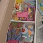 اشياء للبيع في غرفة نوم وأشياء أخرى