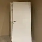 بيبان خشب سويدي اللون ابيض