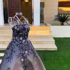 فستان جديد للبيع