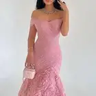 للبيع فستان