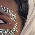 رسم على الوجه