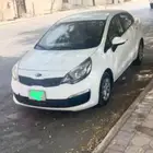 للبيع كيا ريو نظيفه نظيفة سيدان2017
