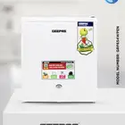 للبيع  ثلاجة صغيرة نظيفة