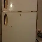ثلاجة للبيع