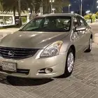 نيسان التيما2010