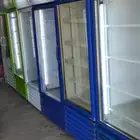 ثلاجات عرض باب