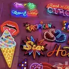 لوحات نيون بجميع الالوان والاشكال المفضلة