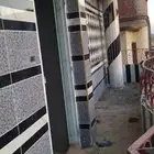 مبلط موجود في العارضة للتواصل