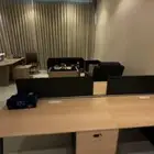 مكتب مؤثث للتقبيل