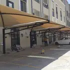 مظلات وسواتر