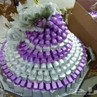 بائع ومصفف شوكولاتة وحللويات