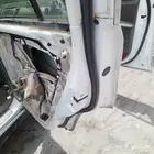 اصلاح مراتب السيارات و فتحات سقف ستاير سقف وسنتر لوك ومرايا