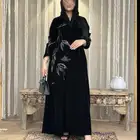 عبايه ريتاج مخمل كوري مطرز ورد المقاس 52