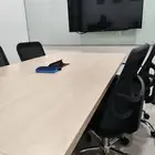 ابي محل او مكتب لتقبيل