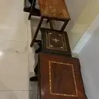 طاولة صغيرة عدد 4 مستخدم