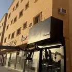 للبيع شقة مدخل مشترك شمال بريدة بطريق عثمان بن عفان