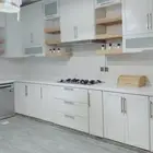 مطابخ او رخام الصناعية شكل جديد في المتر 650