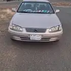 للبيع تويوتا كامري 2001 مستخدم نظيف