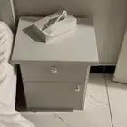 اثاث شقه بكامل ملحقاته الحد 2000 وقابل لتفاوض.