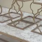طاولة رخام