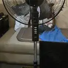 تلفزيون و مروحة مش شغالين
