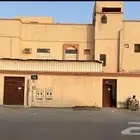 عمارة تجارية سكنية للبيع في حي طويق