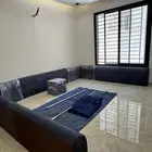 مساند أرضي شبة جديد مع ستارة وملحاقتها وأربعه مراكي