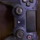 للبيع يد سوني 4 اللون ازرق