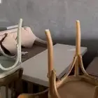 كنب مقهى شبه جديد للبيع مع طاولات