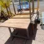 طاولات و مداخن مستعمله للبيع