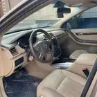 سياره مرسيدس 2009 r350 السياره محتاجه فقط رأس ماكيه.