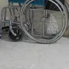 كرسي عجل للكبار السن