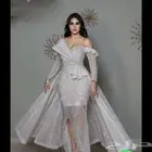 فساتين اخذته ب 700 جديد مالبسته ابد جديد.
