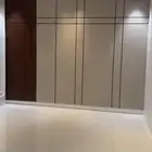 شاشات وديكورات
