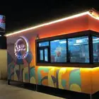 فود ترك بأدواته للبيع