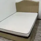 سريرين مقاس 200 140 نظيفه جدا معها مراتبها طبية