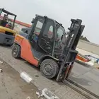 تا اجير جميع انواع الرافعات الشوكيه والكرينات