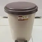 سطل نفايات 7 لتر ب دعاسه