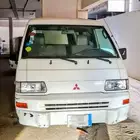 باص مستوبيشي 2010