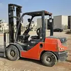 ايجار رافعه شوكية فوركلفت ورافعه يدوية جاك