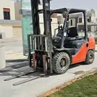 تاجير رافعه شوكية فوركلفت للايجار الشهري واليومي